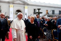 Pope asks forgiveness from victims of clergy sex abuse in Chile
