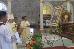 Poor give ‘generous example’ on St. Josemaria feast