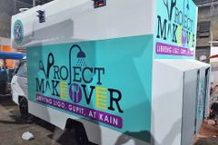 Mobile unit offers showers, haircuts for homeless