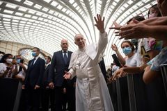 Manila archbishop asks prayers for Pope Francis’ safety