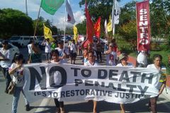 Priest tells senators: Adhere to politics of conscience, not compromise