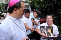 Bishop asks Duterte to ‘reconfigure’ drug war