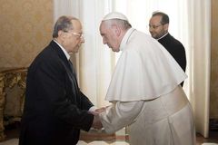 Pope Francis and Lebanese president talk Syrian war