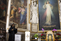 Pope Francis to offer Divine Mercy Sunday Mass in church with St. Faustina’s relics