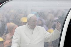 Leave Mass praising God, not gossiping about others, pope says