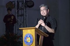 Bishop urges church media workers to go beyond likes and views