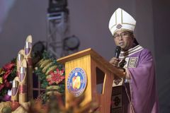 At CSMS, bishop urges ‘virtue of prudence’ in social media use