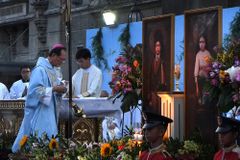 Fatima message is call to conversion, says bishop