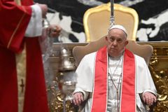 Pope Francis warns against chains of lust, advocates for purity of unconditional love