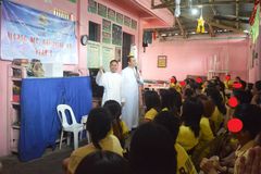Parents urged: ‘Don’t discourage your kids from becoming priests’