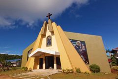 Homonhon parishioners celebrate dedication of new church