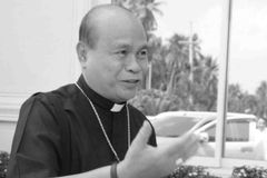 Namayapang dating CBCP President, naihatid na huling sa hantungan