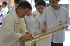 How a 1-year old parish builds community via ‘Bibliarasal’