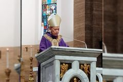 Maglingkod at manalangin, panawagan ni Cardinal Advincula sa mananampalataya