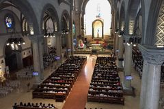 Cardinal Tagle asks students not to bully