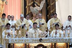 New Alaminos bishop: ‘Let us build this Church together’