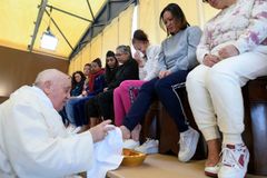 Pope Francis washes the feet of inmates at women’s prison in Rome