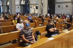 Gov’t allows once-a-day church services of 10% capacity for Holy Week