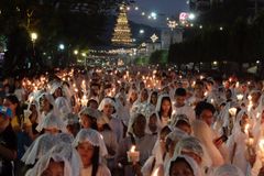 Catholic Church sees global growth in faithful, faces decline in vocation