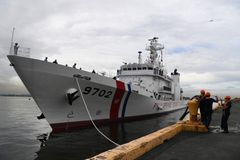 Philippines to buy 5 Japan-made coast guard ships in $400 mn deal