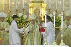 Bishop Marquez marks 60 years of priesthood