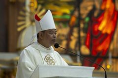 Philippine prelate to couples: Understanding problems is part of married life