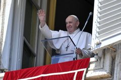 Pope Francis: Even in times of darkness, God is there