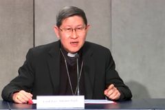 Cardinal Tagle: Digital evangelization cannot replace personal encounter