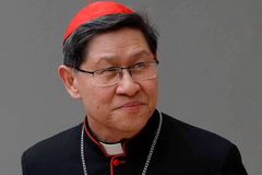 Pagiging product endorser, itinanggi ni Cardinal Tagle