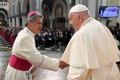 Pope Francis invites Indonesia’s Catholics to share ‘joy of encountering Christ’