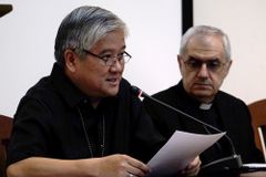 CBCP head: Open hands, not clenched fists