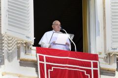 Pope Francis urges release of Hamas hostages, end of conflict in Israel and Palestine