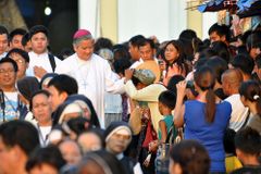 Villegas to priests: ‘Lead faithful to gratitude’