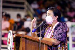 3 lay organizations pick Robredo as presidential bet