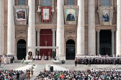 Pope Francis canonizes 14 new saints, including priests martyred in Syria