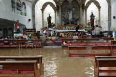 Philippine Catholic dioceses hit by typhoon activate emergency response units