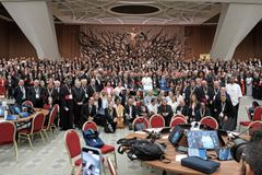 Report calls for greater lay participation in building a ‘synodal Church’