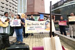 Community journalists rally for detained reporter’s release on day honoring courage in journalism