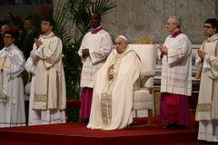 Pope Francis urges young Catholics to build a world rooted in Christ’s kingship