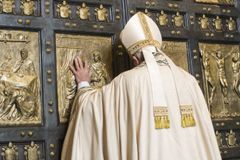 Popes and Jubilees: The opening of the Holy Door in history
