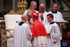 Keep your eyes fixed on the cross, Pope urges new cardinals