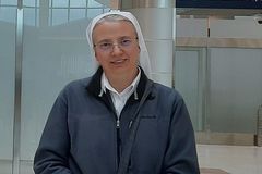 Pope appoints Sr. Simona Brambilla as Vatican’s first female prefect