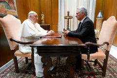Cuban government announces release of 553 prisoners through mediation of Pope Francis