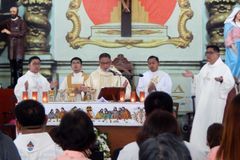 Bishop to Catholic media: Use  communication to build communion