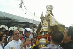 Priest: Avoid retaliation, attain peace