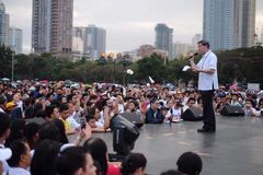 Cardinal Tagle invites faithful to join ‘Penitential Walk for Life’