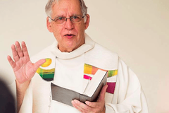 Daily missal for Holy Week features Cardinal Tagle’s reflections