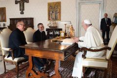 Pope Francis kisses hand of missionary priest, freed after two-year captivity in Africa