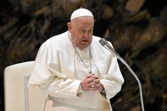 Pope Francis to U.S. bishops amid mass deportations: Dignity of migrants comes first