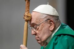 Pope Francis diagnosed with double pneumonia